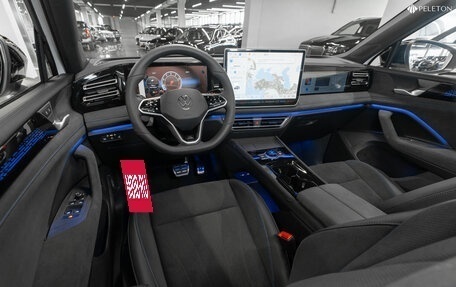 Volkswagen Tiguan, 2024 год, 4 990 000 рублей, 7 фотография