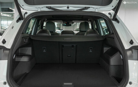 Volkswagen Tiguan, 2024 год, 4 990 000 рублей, 27 фотография