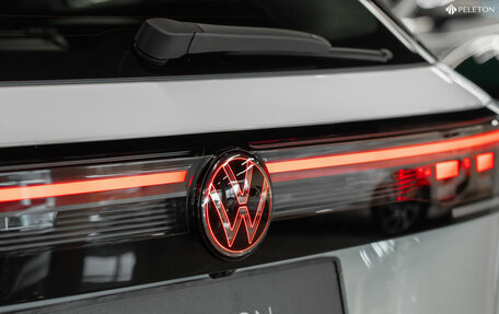 Volkswagen Tiguan, 2024 год, 4 990 000 рублей, 33 фотография