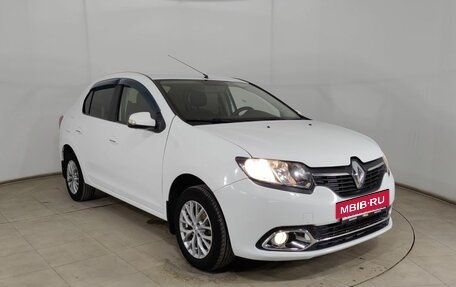 Renault Logan II, 2015 год, 660 000 рублей, 3 фотография