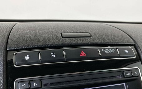 Volkswagen Touareg III, 2015 год, 3 199 000 рублей, 14 фотография