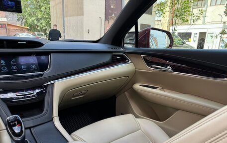 Cadillac XT5 I рестайлинг, 2016 год, 2 850 000 рублей, 37 фотография