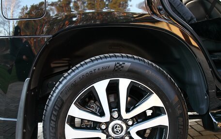 Toyota Land Cruiser 200, 2019 год, 10 850 000 рублей, 11 фотография