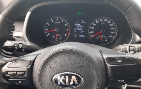 KIA Rio IV, 2021 год, 1 650 000 рублей, 10 фотография