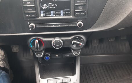 KIA Rio IV, 2021 год, 1 650 000 рублей, 9 фотография