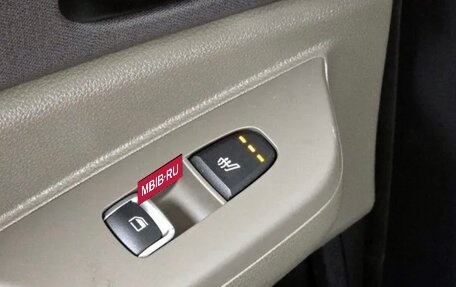 KIA Carnival, 2024 год, 3 878 000 рублей, 13 фотография