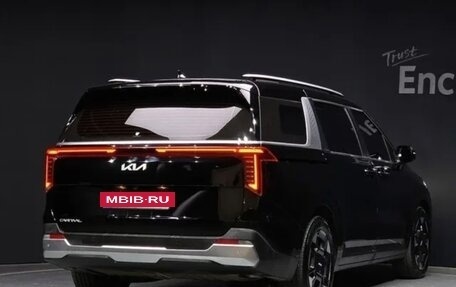 KIA Carnival, 2024 год, 3 878 000 рублей, 4 фотография