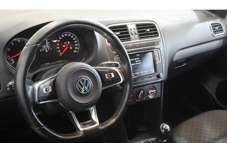 Volkswagen Polo VI (EU Market), 2019 год, 1 270 000 рублей, 6 фотография