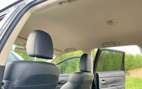 Mitsubishi Outlander III рестайлинг 3, 2021 год, 3 200 000 рублей, 21 фотография