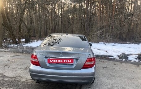 Mercedes-Benz C-Класс, 2011 год, 1 500 000 рублей, 2 фотография