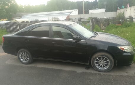 Toyota Camry V40, 2002 год, 990 000 рублей, 1 фотография