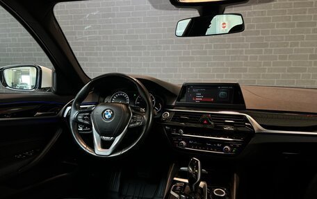 BMW 5 серия, 2018 год, 3 400 000 рублей, 12 фотография