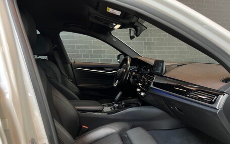 BMW 5 серия, 2018 год, 3 400 000 рублей, 13 фотография