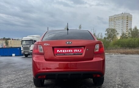 KIA Rio II, 2010 год, 560 000 рублей, 2 фотография