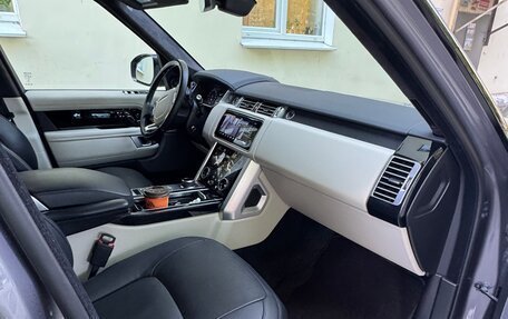 Land Rover Range Rover IV рестайлинг, 2020 год, 9 000 000 рублей, 12 фотография