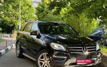 Mercedes-Benz M-Класс, 2013 год, 2 400 000 рублей, 3 фотография
