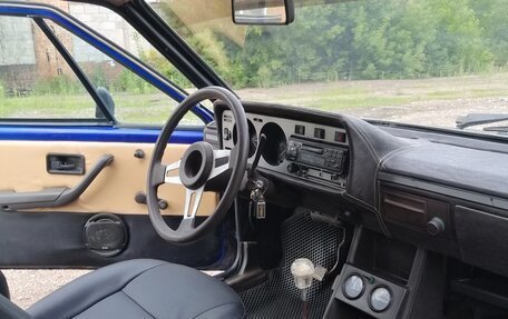 Volkswagen Scirocco III рестайлинг, 1977 год, 1 000 000 рублей, 13 фотография