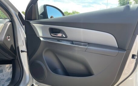 Chevrolet Cruze II, 2012 год, 800 000 рублей, 15 фотография