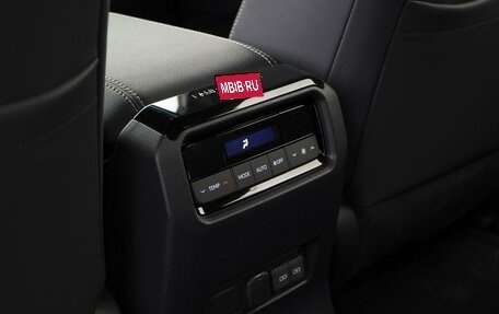 Toyota Land Cruiser Prado, 2024 год, 9 350 000 рублей, 24 фотография