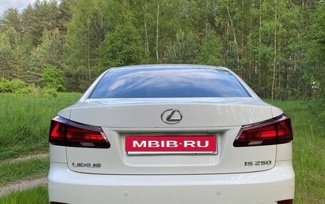 Lexus IS II рестайлинг 2, 2012 год, 1 780 000 рублей, 13 фотография