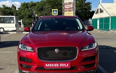 Jaguar F-Pace, 2017 год, 3 200 000 рублей, 8 фотография