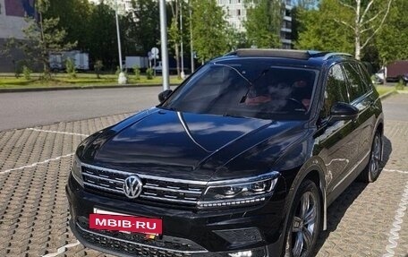 Volkswagen Tiguan II, 2017 год, 3 500 000 рублей, 3 фотография