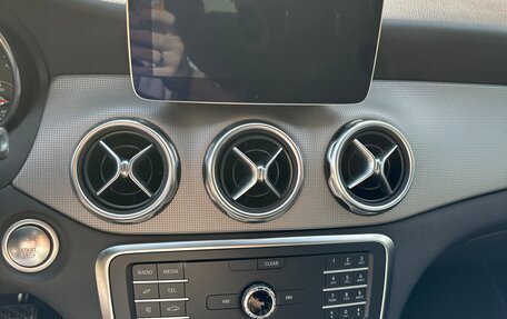 Mercedes-Benz GLA, 2017 год, 3 500 000 рублей, 20 фотография