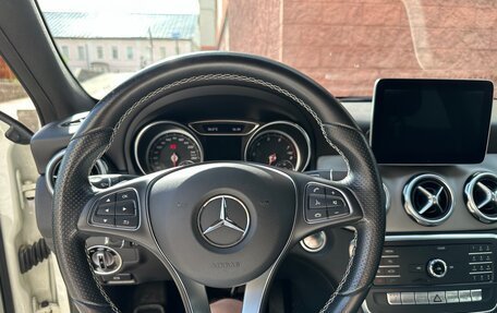 Mercedes-Benz GLA, 2017 год, 3 500 000 рублей, 17 фотография