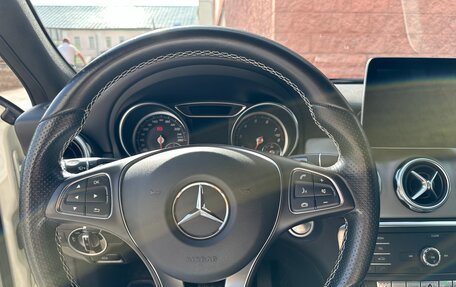 Mercedes-Benz GLA, 2017 год, 3 500 000 рублей, 18 фотография