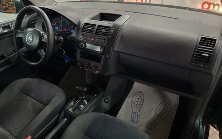 Volkswagen Polo IV рестайлинг, 2006 год, 349 000 рублей, 12 фотография