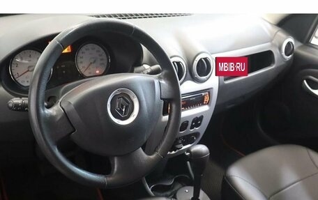 Renault Logan I, 2013 год, 650 000 рублей, 6 фотография