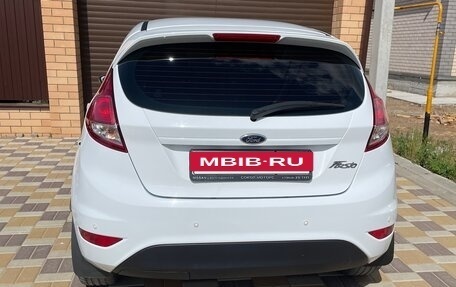 Ford Fiesta, 2016 год, 1 050 000 рублей, 5 фотография