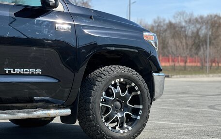 Toyota Tundra II, 2018 год, 4 300 000 рублей, 9 фотография
