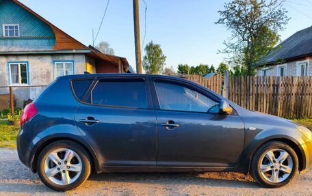 KIA cee'd I рестайлинг, 2009 год, 620 000 рублей, 15 фотография