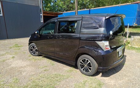 Honda Freed I, 2012 год, 950 000 рублей, 11 фотография