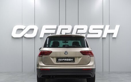 Volkswagen Tiguan II, 2017 год, 1 990 000 рублей, 4 фотография