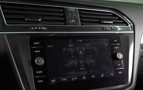 Volkswagen Tiguan II, 2017 год, 1 990 000 рублей, 18 фотография