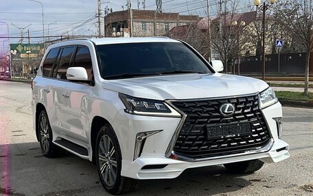 Lexus LX III, 2017 год, 6 900 000 рублей, 2 фотография