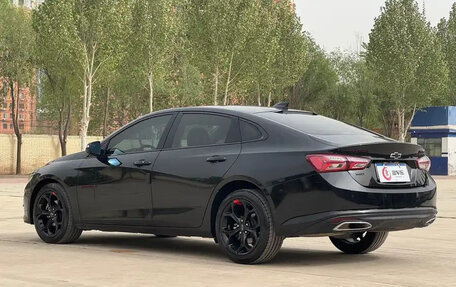 Chevrolet Malibu IX, 2022 год, 1 600 000 рублей, 4 фотография