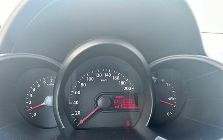 KIA Picanto II, 2011 год, 819 000 рублей, 13 фотография