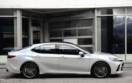 Toyota Camry, 2024 год, 5 200 000 рублей, 4 фотография