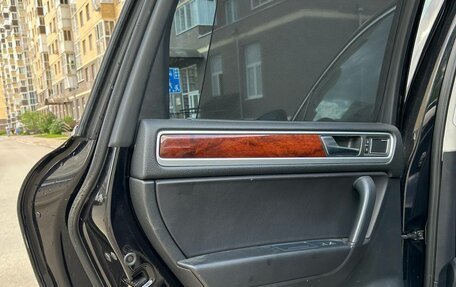 Volkswagen Touareg III, 2010 год, 1 550 000 рублей, 10 фотография