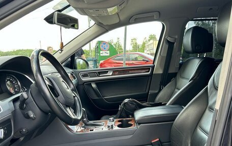 Volkswagen Touareg III, 2010 год, 1 550 000 рублей, 11 фотография