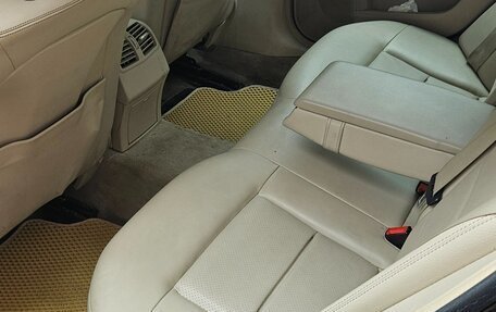 Mercedes-Benz E-Класс, 2015 год, 1 630 000 рублей, 14 фотография
