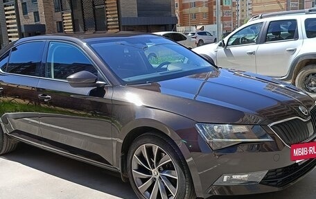 Skoda Superb III рестайлинг, 2018 год, 2 090 000 рублей, 4 фотография