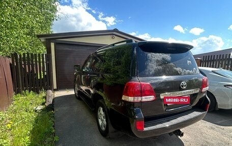 Toyota Land Cruiser 200, 2010 год, 2 835 000 рублей, 4 фотография