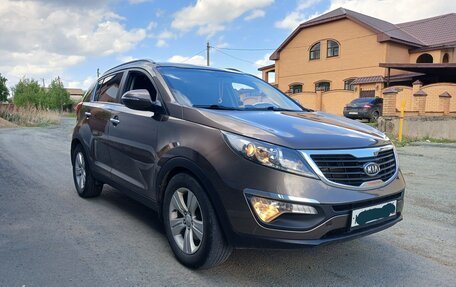 KIA Sportage III, 2010 год, 910 000 рублей, 3 фотография