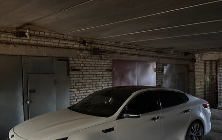 KIA Optima IV, 2017 год, 1 970 000 рублей, 2 фотография