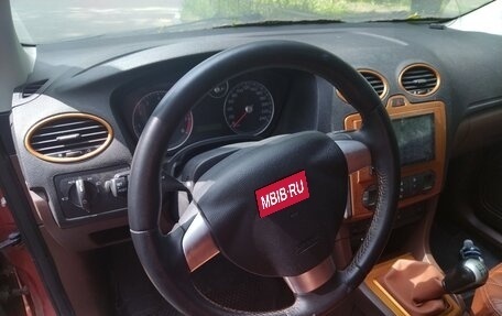 Ford Focus II рестайлинг, 2006 год, 450 000 рублей, 15 фотография