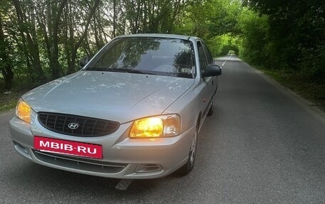 Hyundai Accent II, 2004 год, 365 000 рублей, 3 фотография